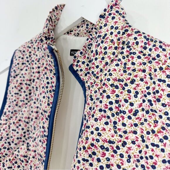 J. Crew Mercantile Blue Pink Floral Ruffled Mock Neck Zip Up Quilted Puffer Vest - Picture 5 of 16